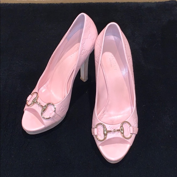 Gucci Heels - Picture 2 of 16